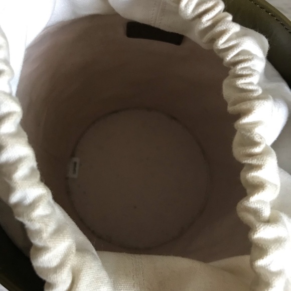 Cafune Backet Bag - Picture 6 of 8